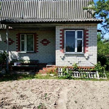 Продам дачу недалеко від міста!
