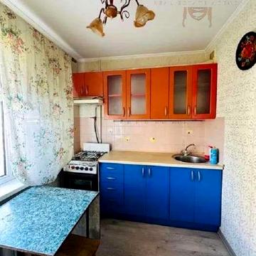 Продаж 1к квартири вул. Райдужна 3б