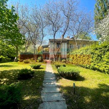 Науки проспект 42\1