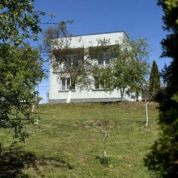 Просторий будинок в м. Дубно, вул. Берестецька