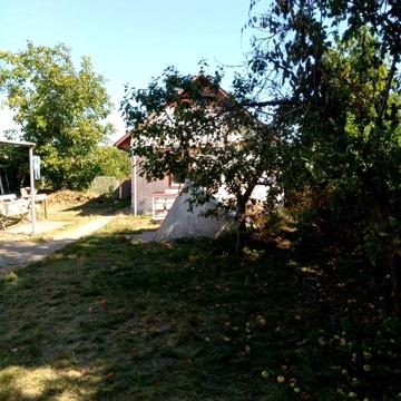 Продаю доглянуту хату(будинок) в с. Карапиші.Можна заїзджати та жити.
