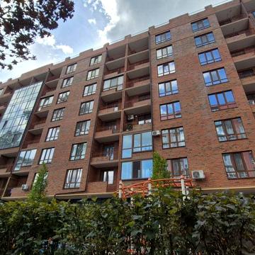 Продам 3к.квартиру біля парку. Без комісії. Оформлення мінімальне ЖК Женєв&#039;єва