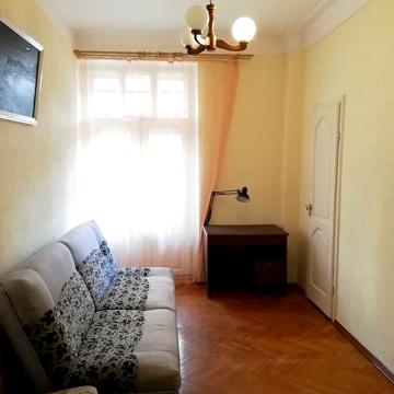 Оренда 2 к квартири на Майдані Незалежності, вул Костьольна