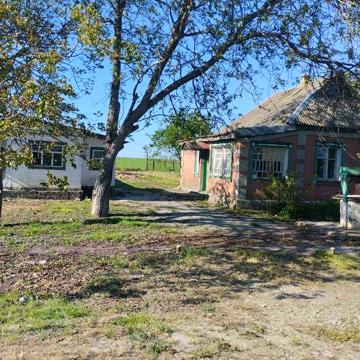 Продам будинок в селі