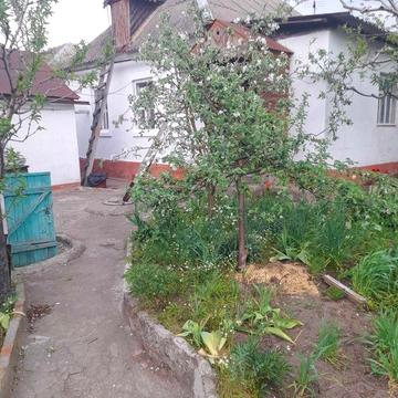 Продаю пол Дома Промзона р-н Космоса