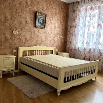 2кім. квартира по вул.Марка Вовчка. Можна з тваринкою.