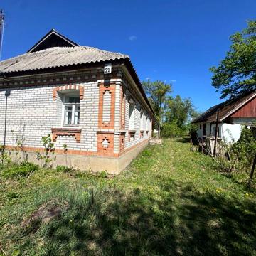 Продаж будинку с. Іванів - 30 сот!