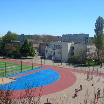 Продам безпечну 4х кімнатну квартиру від власника на 3му поверсі