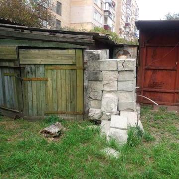 Прродам пів будинку