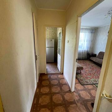 Полтавська вул., 5