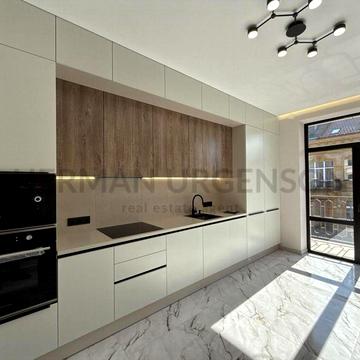 Продаж 2к квартири 76 м.кв / вул. Собранецька, Центр