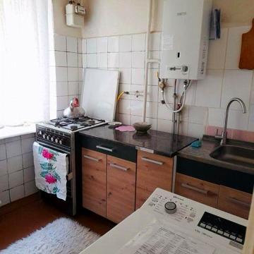 Продам квартиру в центрі