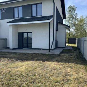 Продаж будинку в с. Вишеньки 15 км від м. Київ, біля