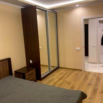 Оренда 1 к кв в новобудові