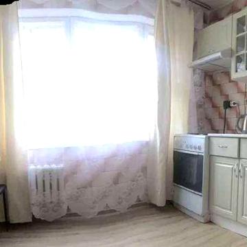 2К квартира на ул. Героев Днепра,17 м. Героев Днепра