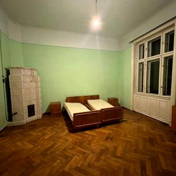 Здається квартира біля театру