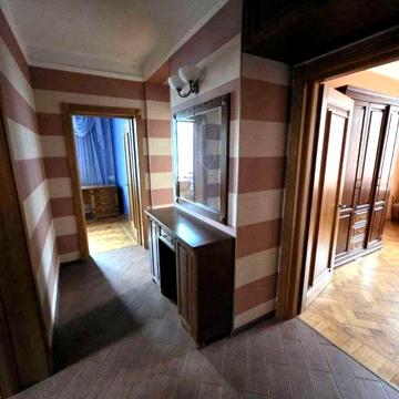 АВТОН ОТОПЛЕНИЕ! Сталинка с лифтом! Ж/Б! Культуры 9! 3к 70 м2