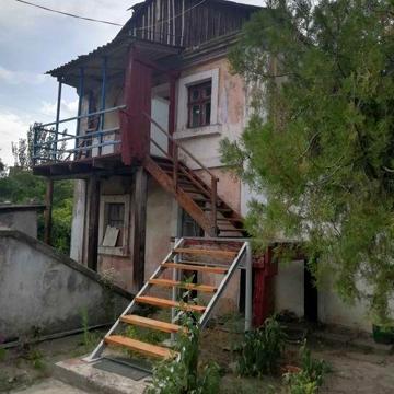 Продается часть дома с земельным участком район Яхт-клуба  Шоссейна 3