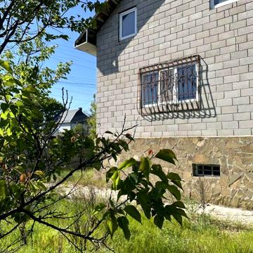 Продам Шикарную Дачу на берегу ГолубогоОзера