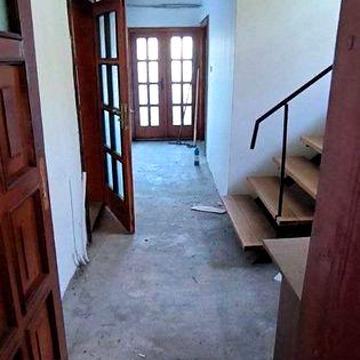 Продається будинок в смт Вілок з магазином