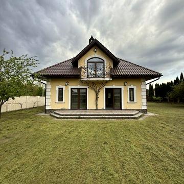 Продаж 5к Дім Лісова вулиця