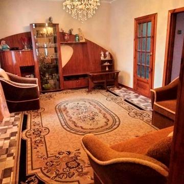 Продається 3-кімнатна квартира Шостка з гаражем, присадибною ділянкою