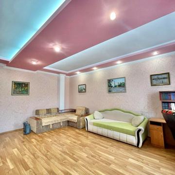 Соборна вул., 21