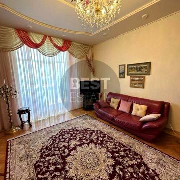 Продам 3 комнатную квартиру, Элитная Сталинка, ж/б перекрытие, Госпром