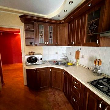 Оренда великої однокімнатні квартири на Троещині