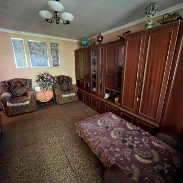 Сдам квартиру 5000 грн с коммунальными