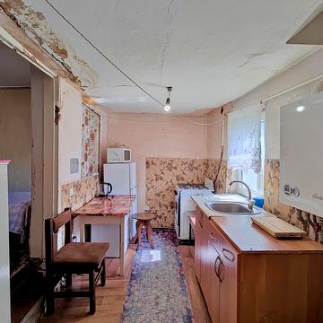 Луговська вул., 52а