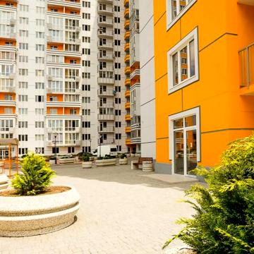 Середньофонтанська вул., 35