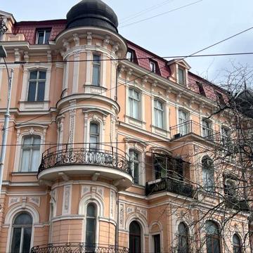 Аренда большой 3 комнатной квариры Центр, ул. Софиевская
