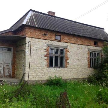 Продається житловий будинку в місті Рогатин.