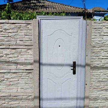 продам жилкоп 1кімнатний по вул сінна за рогом містечко казка та ДК