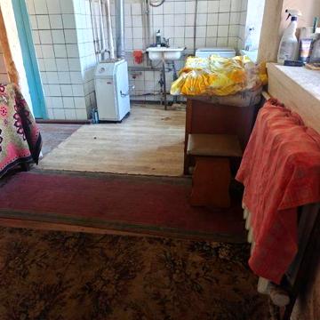 Продам житло в місті Миргород