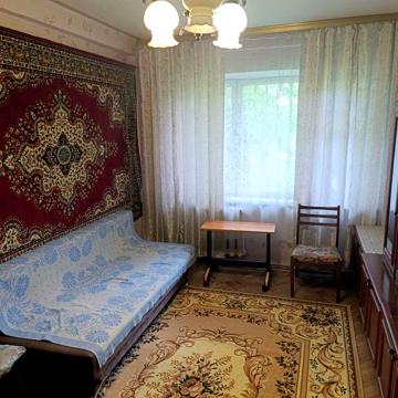 Срочно сдам 1-ю КВ. на Виговського 20 
В квартире есть диван,телевиз
