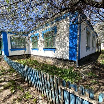 Продаж цегляного будинку
