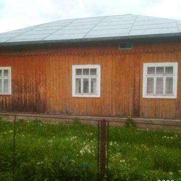 Будинок в смт Підбуж.