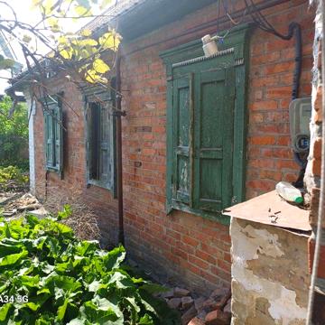 Продам будинок по вул.Бережанська