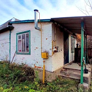 Продам деревний,жилий будинок та 48сот.землі.с.Небелиця.