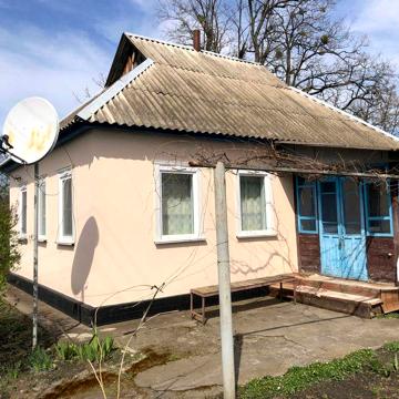 Будинок в селі Ліпляве