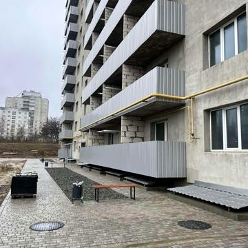 Михайла Лушпи просп., 5