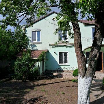 Сдам дом ул. Садовая ДО ОКРУЖНОЙ 500 метров, с животными ДА, гараж