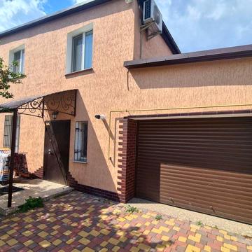 Продаю дом с гаражом. 146кв.м. улица Южная