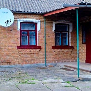 Продаж власного будинку з верандою і ділянкою на 25 соток