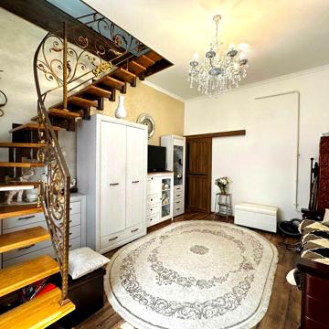 Продаж або обмін двохрівневої квартири в центрі м.Стрий
