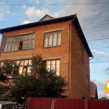Продаж будинку в с. Великий Любінь