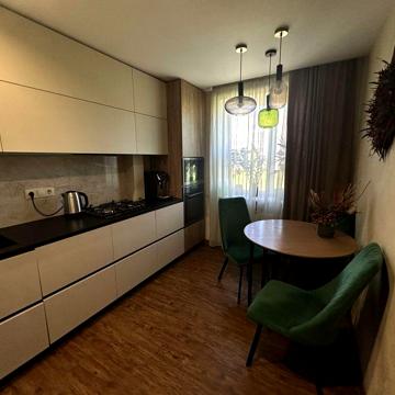 Затишна 4к квартира бул. Шевченка, 390 (л1