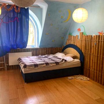 Лісова вул., 5